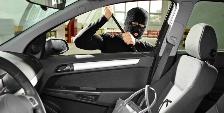Foto: 123rf.com Partes de un carro vulnerables a robo