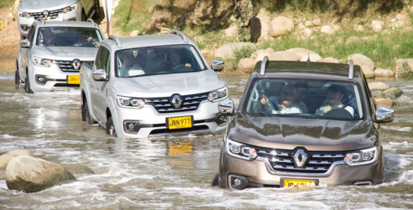 Renault Alaskan: prueba de ruta extrema por Santander