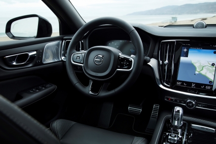 VolvoS60