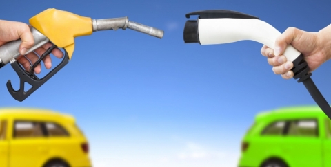 ¿Qué beneficios conlleva tener un carro eléctrico en Colombia?